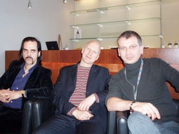 NICK CAVE I JOHN HILLCOAT, scenarist i redatelj filma 'Uvjeti predaje', s Deanom Sinovčićem, novinarom Nacionala