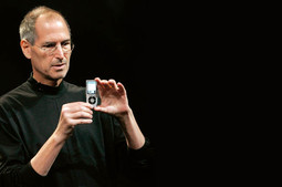 STEVE JOBS, vidno mršav, predstavlja iPod Nano 9. rujna u San Franciscu, što je bilo njegovo zadnje javno pojavljivanje