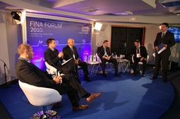 Okupljeni analitičari na Fina forumu