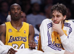 Kobe Bryant i Pau Gasol sa svojim su Lakersima ubilježili i četvrti poraz u nizu