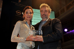 Redatelj Luc Besson i glumica Michelle Yeoh dobili su nagradu zbog zbog filma „The Lady", koja se dodijeljuje filmskim umjetnicima za promoviranje političke pravdec (Foto: Image.net)