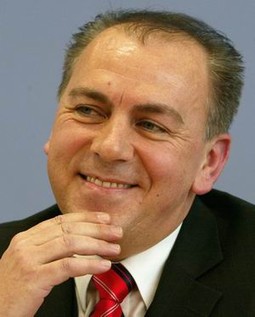 Profesor međunarodne ekonomije Axel Weber imenovan je novim čelnikom njemačke središnje banke