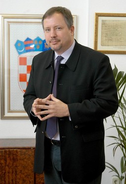   Srđan Šimac, vršitelj dužnosti predsjednika Visokog trgovačkog suda