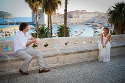Mladi bračni par, čije su
vjenčanje organizirale
Kristina Kriste i Paula
Miljanić, u Dubrovnik je
doputovao nekoliko dana
prije svoje svadbe