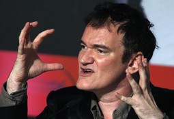 OTKAČENA VIZIJA RATA
Quentin Tarantino deset se godina pripremao za film 'Neslavni gadovi', koji se 3. rujna počinje prikazivati u hrvatskim kinima, no pojedini
kritičari zamjerili su mu što je u njemu mijenjao povijesne činjenice