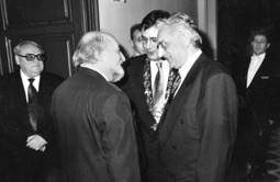 S FRANJOM TUĐMANOM koji mu je 1989. ponudio da se upiše u HDZ, što je Milčec odbio