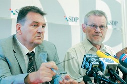 ČAČIĆ IRITIRA RAČANOVCE Odnos HNS-a i SDP-a narušen je Čačićevim istupima u kojima se postavio kao premijerski kandidat lijevog centra