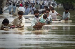 Poplave u Pakistanu odnijele su više od 400 života (Reuters)