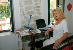 Mani Gotovac u svojoj staroj kamenoj kući u Dubrovniku 