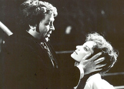 U JANAČEKOVOJ operi 'Sudbina' u Semperoperi u Dresdenu 1991. godine