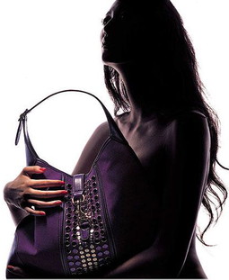 Gucci torbica, mračni predmet želja
