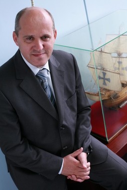 NOVA ZVIJEZDA Branko Bačić, glavni tajnik
HDZ-a, postao je blizak
suradnik Jadranke Kosor