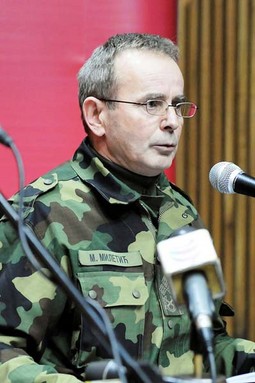 TAJNI SUSRET Načelnik Glavnog stožera Vojske Srbije Miloje Miletić