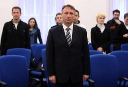 Berislav Rončević sluša presudu u sudnici zagrebačkog suda (Foto: Jurica Galoić/PIXSELL)