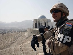 SATNIK DAVOR PERAK na patroli u Kabulu