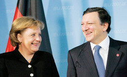 ANGELA MERKEL, njemačka premijerka, sa Joséom Manuelom Barrosom, šefom Europske komisije prilikom preuzimanja predsjedanja Unijom