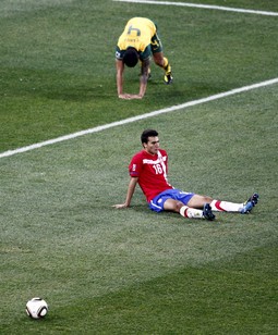 Na kraju utakmice sretni nisu bili niti Australci niti Srbi (Foto: Reuters)