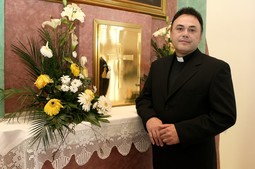 Svećeniku Tomušiću zabranjeno je da mjesec dana obavlja svećeničke dužnosti na Skypeu (Photo: Davor Javorović/PIXSELL)