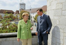 Angela Merkel i Borut Pahor (Foto: Daniel Novakovič/STA, izvor: UKOM)