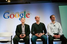 TROJAC IZA NEXUSA ONE Peter Chou, Andy Rubin i Mario
Quieroz na press konferenciji u povodu
predstavljanja Googleova Nexusa