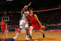 Roko Leni Ukić u svojoj rookie sezoni u Toronto Raptorsima u 23 utakmice igrao je samo 244 minute