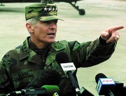 Clark je došao na mjesto zapovjednika NATO-a u vrijeme kada je NATO imao nekoliko osjetljivih zadataka