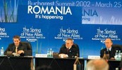 'THE SPRING OF NEW ALLIES'
Sastanak na vrhu u Bukureštu
održan 25. i 26. ožujka ove godine
bio je jedno od posljednjih putovanja
premijera Ivice Račana u inozemstvo