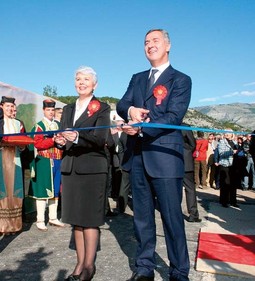 Crnogorski čelnik Milo Đukanović i premijerka Jadranka Kosor; foto: arhiva
