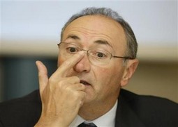 Federico Ghizzoni (Reuters)