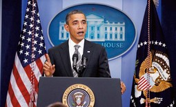 ŠANSA ZA ASSANGEA
Američki predsjednik Barack Obama prije dvije godine naglasio je kako prekida praksu Georgea Busha da se
stranci osumnjičeni za ugrožavanje SAD-a procesuiraju po posebnim
vojnim propisima