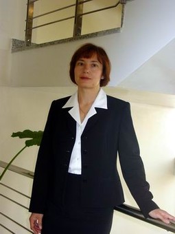 Ines Vujnović, dosadašnja Savjetnica za procese restrukturiranja kompanije u sastavu Pliva Grupe, od listopadu 2004. preuzima funkciju voditeljice službe Kontrolinga u trgovačkom lancu Getro.
