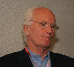 Thorvarld Stoltenberg (Wikipedia)