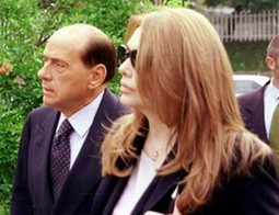 U Italiji znaju da je Berlusconijev brak u krizi, da zapravo više i ne postoji osim na papiru