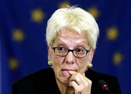 Razlozi snažnog pritiska glavne haaške tužiteljice Carle Del Ponte na Hrvatsku nisu samo vezani uz slučaj Gotovina, nego je ona u posljednje vrijeme ljuta i na svoje nadređene &#8211; čelništvo Ujedinjenih naroda.