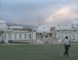 Predsjednička palača u Haitiju; foto: Reuters