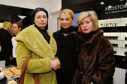 GLUMICE Nina Violić, Barbara Nola i Leona Paraminski u Chanelovu butiku u Zagrebu