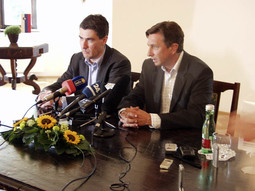 ZORAN MILANOVIĆ IZ SDP-a i njegov slovenski kolega Borut Pahor imaju sliče neprijatelje na desnici i zaustavljeni su u pohodu na premijerski položaj kad je izgledalo da ih više ništa ne može zaustaviti