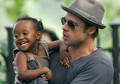 Dvogodišnja Zahara Jolie-Pitt, mala Etiopljanka, jedno je od usvojene djece Angeline Jolie i Brada Pitta