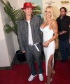 Često viđani u javnosti, pjevač Kid Rock i Pamela Anderson