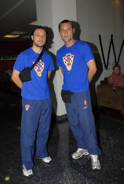 Niko Kovač (lijevo) za hrvatsku reprezentaciju igra od 1996., a njegov je brat Robert član reprezentacije od 1998. godine