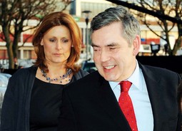 AKTUALNI PREMIJER i vođa Laburista Gordon Brown sa suprugom Sarah