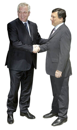 Premijer Sanader obećao je šefu EK Joséu Manuelu Barrosou ispunjenje svih preuzetih obveza do početka studenog