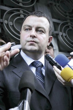 "Čovjek koji nas je hapsio, sada je čovjek koji je proglašen 'europejcem'"; Ivica Dačić, ministar unutarnjih poslova i nekadašnji Miloševićev intimus