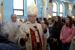 MARIN SRAKIĆ Nadbiskup na čelu Hrvatske biskupske konferencije, koja se još nije službeno
očitovala o novom razvoju oko DružbAdrije, ali neformalno podržava
crkvene prosvjede