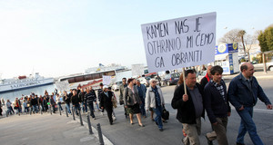 Ministar Radimir Čačić najavio je da će potkraj svibnja u Hrvatskoj biti 350.000 nezaposlenih, ali da će potom sve krenuti nabolje