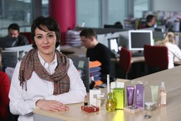 Andrijana Filipović, menadžerica za upravljanje ljudskim potencijalima u Avonu, kaže da je bitno stalno ulagati u zaposlenike i voditelje te ih nagraditi za
doprinose tvrtki