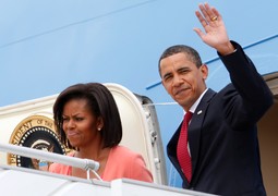 Američki predsjednik Obama i prva dama Michele trebali bi 8. travnja stići u Prag na potpisivanje novog američko-ruskog sporazuma o smanjenju nuklearnog naoružanja