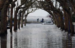 Oluja je izazvala velike poplave u Francuskoj (Foto: Reuters)