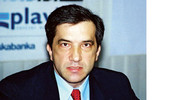 Ivan Štokić, predsjednik uprave Riječke banke, na dan izbijanja afere, u petak 8. ožujka, podigao je sa svoje devizne štedne knjižice 520.000 eura