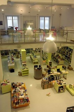 Nova knjižara Profil Megastore ima 1400 četvornih metara, prostire se na tri etaže, a u njoj će biti izloženo 60 tisuća najnovijih knjiga, na hrvatskom te na stranim jezicima.
